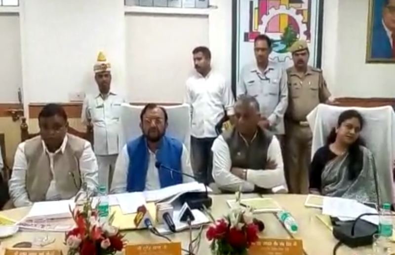 suresh khanan bethak