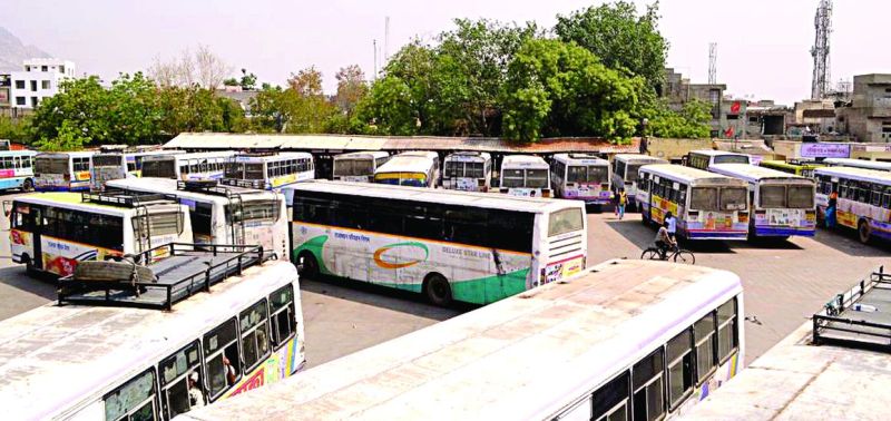 Roadways bus is not stopping on ticket booking counter