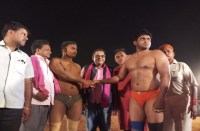 कुश्ती : 100 से अधिक पहलवानों ने दिखाया अपना दमखम