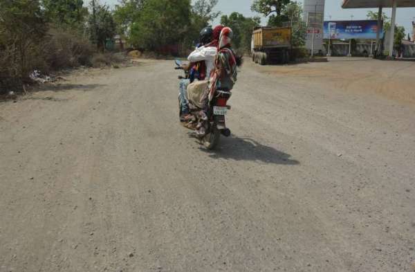 Photo Gallery : ठहरिए, इस मार्ग पर जाने से पहले हो जाएं सावधान, वरना जा सकती है जान