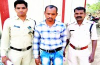 मामला शांत होने के बाद आरोपी घर आकर छिपा हुआ था