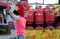 gass Cylinder, Gas agencies, Home delivery, guna news, patrika bhopal, patrika news,