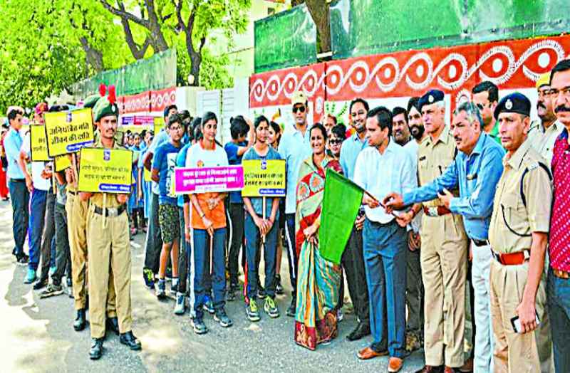 bhilwara, bhilwara news, Save life by following the rules in bhilwara Latest news in bhilwara, Bhilwara News in hindi, Hindi News in bhilwara, Latest hindi news in bhilwara