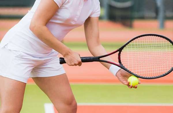 टेनिस खेलें: