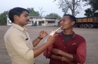 स्लोगन है कि गर्मी में पहले एक गिलास पानी