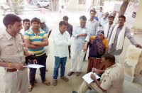 फंदे से झूलकर जीवन लीला समाप्त 