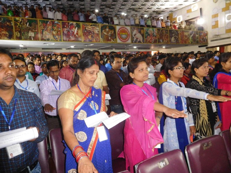 teachers taking oath