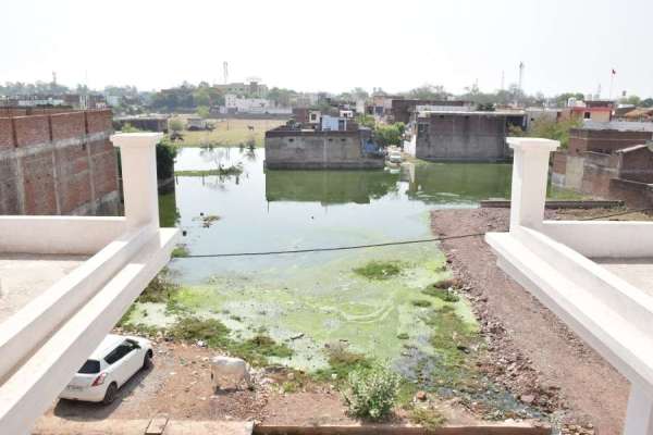 गर्मी में भी बरसात जैसे हालात, वार्ड नं.2 की दुर्दशा देखें इन तस्वीरों में