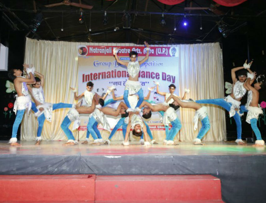international dance day