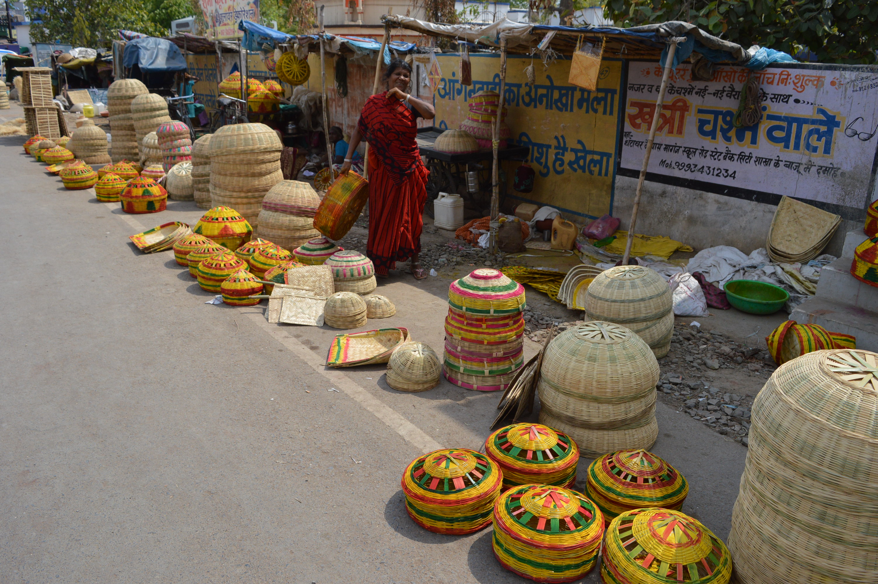 Special importance is the bamboo utensils