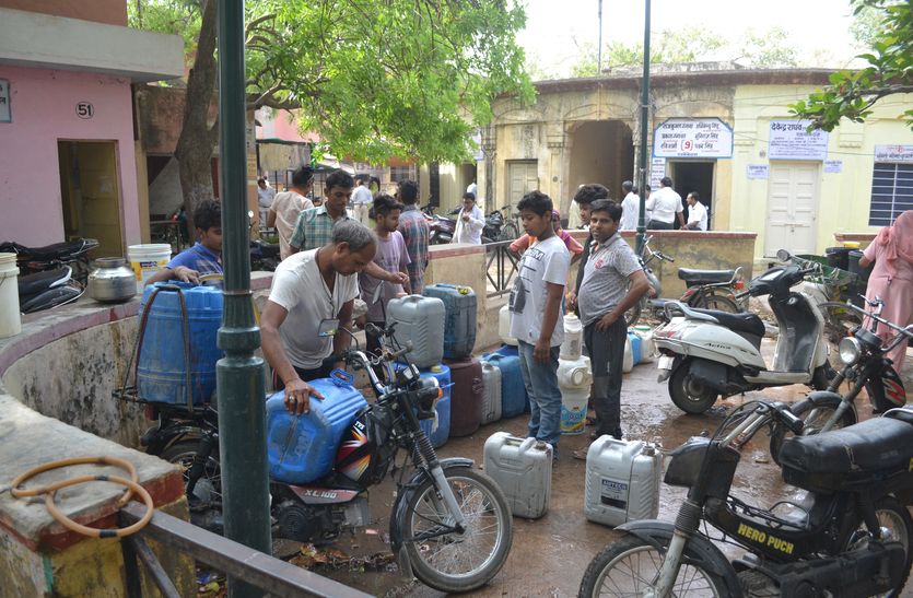 Alwar Storm : Collector party and water problem