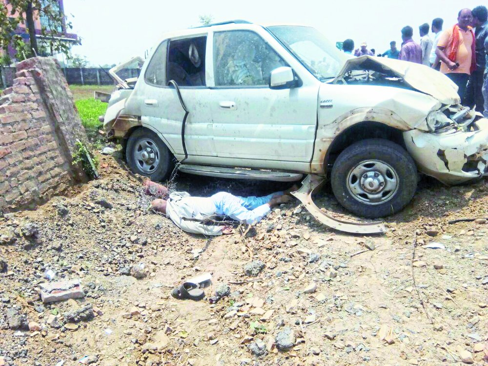 four died and three Injured in allahabad-rewa road accident