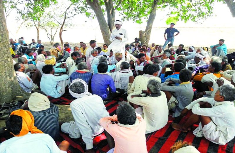 aadiwasi log ki baithak