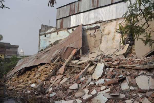 10 किलो विस्फोटक लगाकर गिराई गई ये बिल्डिंग, हादसे की देखें ताजा तस्वीर