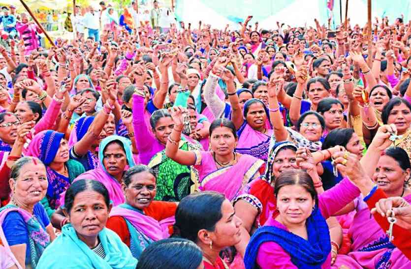 Aanganwadi workers age limit extended