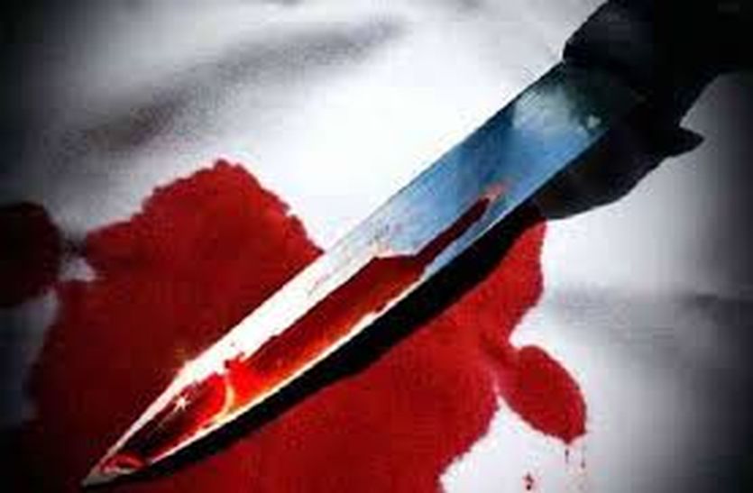 Attack from knife on neck in alwar central jail