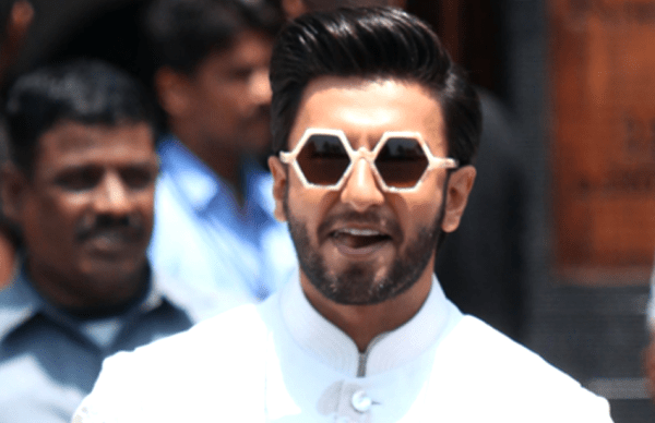 ranveer singh latest airport look photos complete simba first schedule
