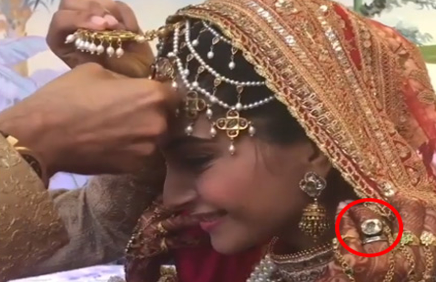 If Sonam Kapoor's Rs 90 lakh wedding ring wasn't enough, she even got a  customised mangalsutra made - read details - Bollywood News & Gossip, Movie  Reviews, Trailers & Videos at Bollywoodlife.com