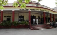 Officials' posts are vacant in government