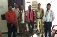 सूचना मिलते ही मौके पर पहुंची पुलिस, गौ मांस तस्कर मामले में दो लोगों को किया गिरफ्तार