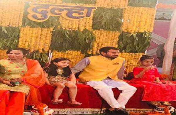 tejpratap yadav aishwarya rai mehandi ceremony photos viral