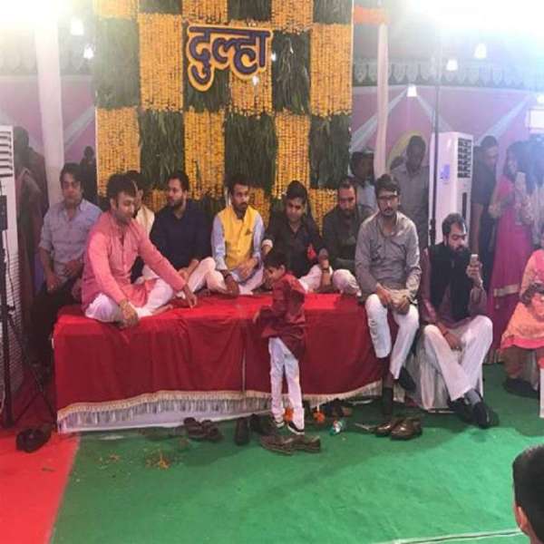 tejpratap yadav aishwarya rai mehandi ceremony photos viral