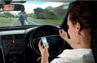 Speaking on Mobile phone while Driving can cancel your License in Jodhpur