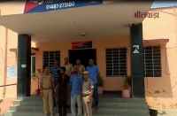 Caught 40 lake liquor, two smugglers in bhilwara