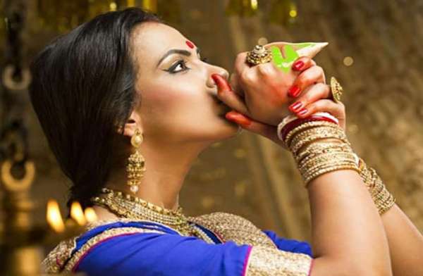 शंख बजाने से संवरती सेहत