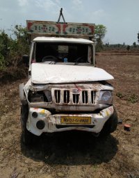 Wife wounded by overloading cargo