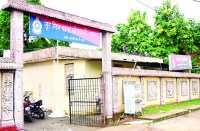 मालिक के सिर पर अड़ाया कट्टा और चाकू से किया जानलेवा हमला, पढि़ए पूरी खबर आखिर क्या थी वजह...