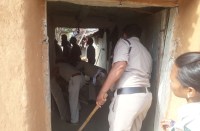 Breaking : एक भालू ने तीन गांव में मचाया आतंक, चार को किया घायल, एक ने पानी में कूदकर बचाई जान, पढि़ए खबर...