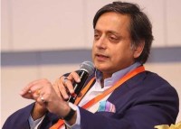 shashi tharoor