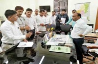 flirting with sarkari mahila karmchari