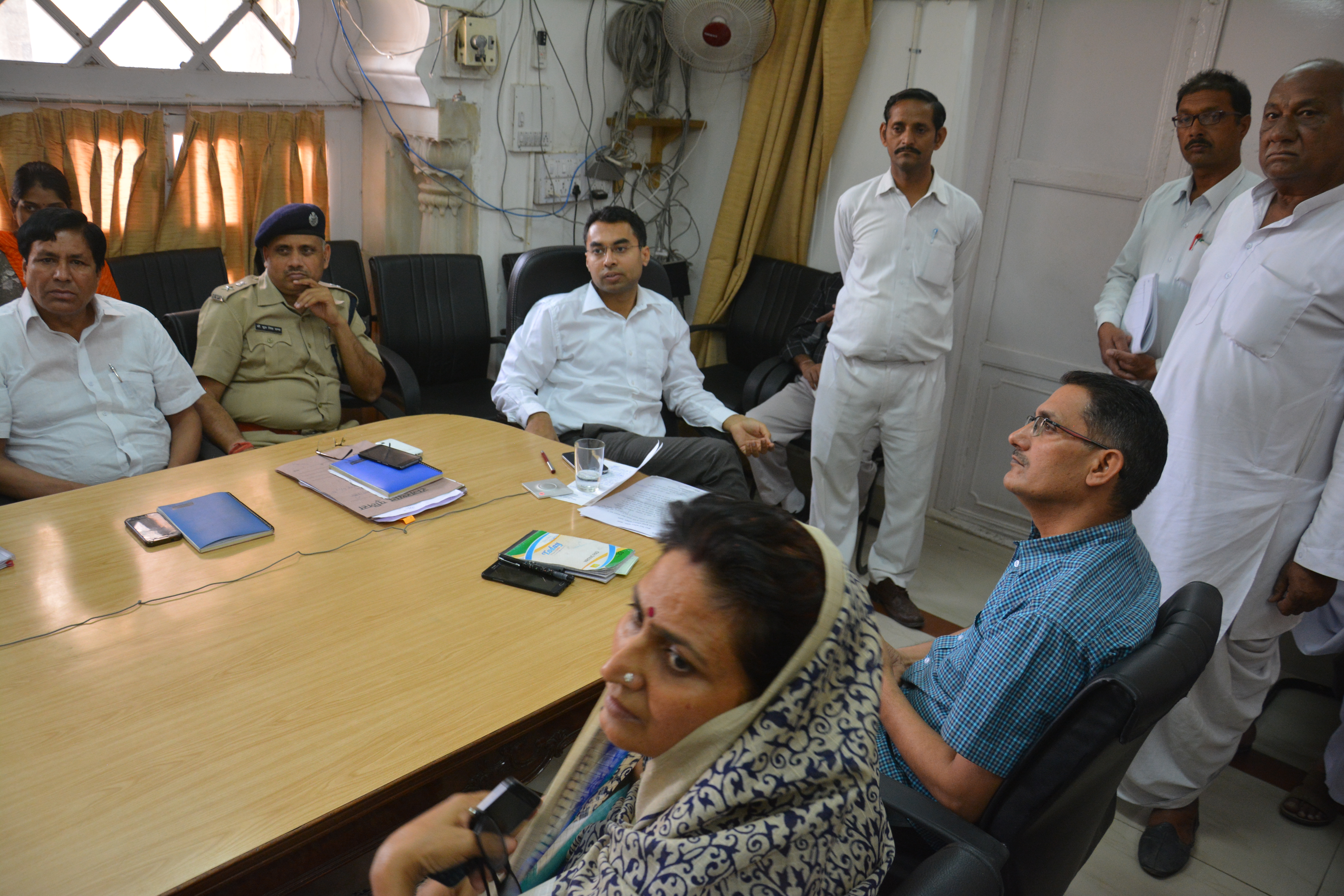 Controversy in alwar district collector meeting