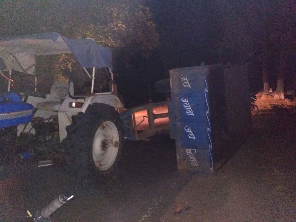 Tractor reflex taking procession