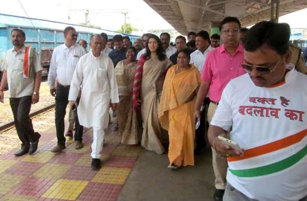 Weekly Express Indore and Puri 