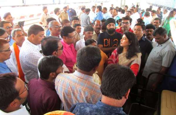 Weekly Express Indore and Puri 