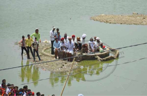 Bhilwara, bhilwara news, Mhayagya in kotdi charbhujanath in bhilwara, Latest news in bhilwara, Bhilwara News in hindi, Hindi News in bhilwara, Latest hindi news in bhilwara