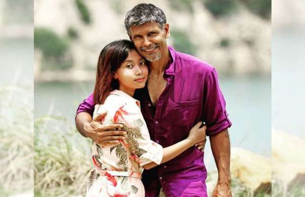 milind soman and his wife ankita kanwar