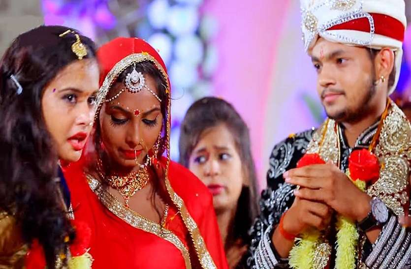 Watch latest hit song of ankush raja stage vermala scene