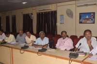 चुनाव आयोग की लिखित परीक्षा देते एसडीएम, तहसीलदार, देखें इन तस्वीरों में