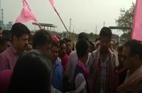 जोगी कांग्रेस के हंगामे के बाद खनिज विभाग ने की कार्रवाई, बढ़माल के एक कंपनी से अवैध रेत व गिट्टी किया जब्त, थमाया नोटिस