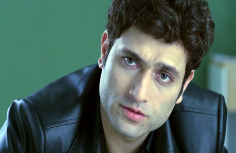 shiney ahuja