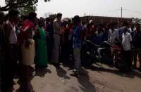 Breaking : ट्रक की चपेट में आने से बाइक सवार युवक ने तोड़ा दम