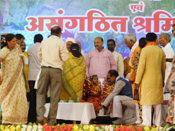 Chief Minister shivraj singh chouhan in shahdol, see picture