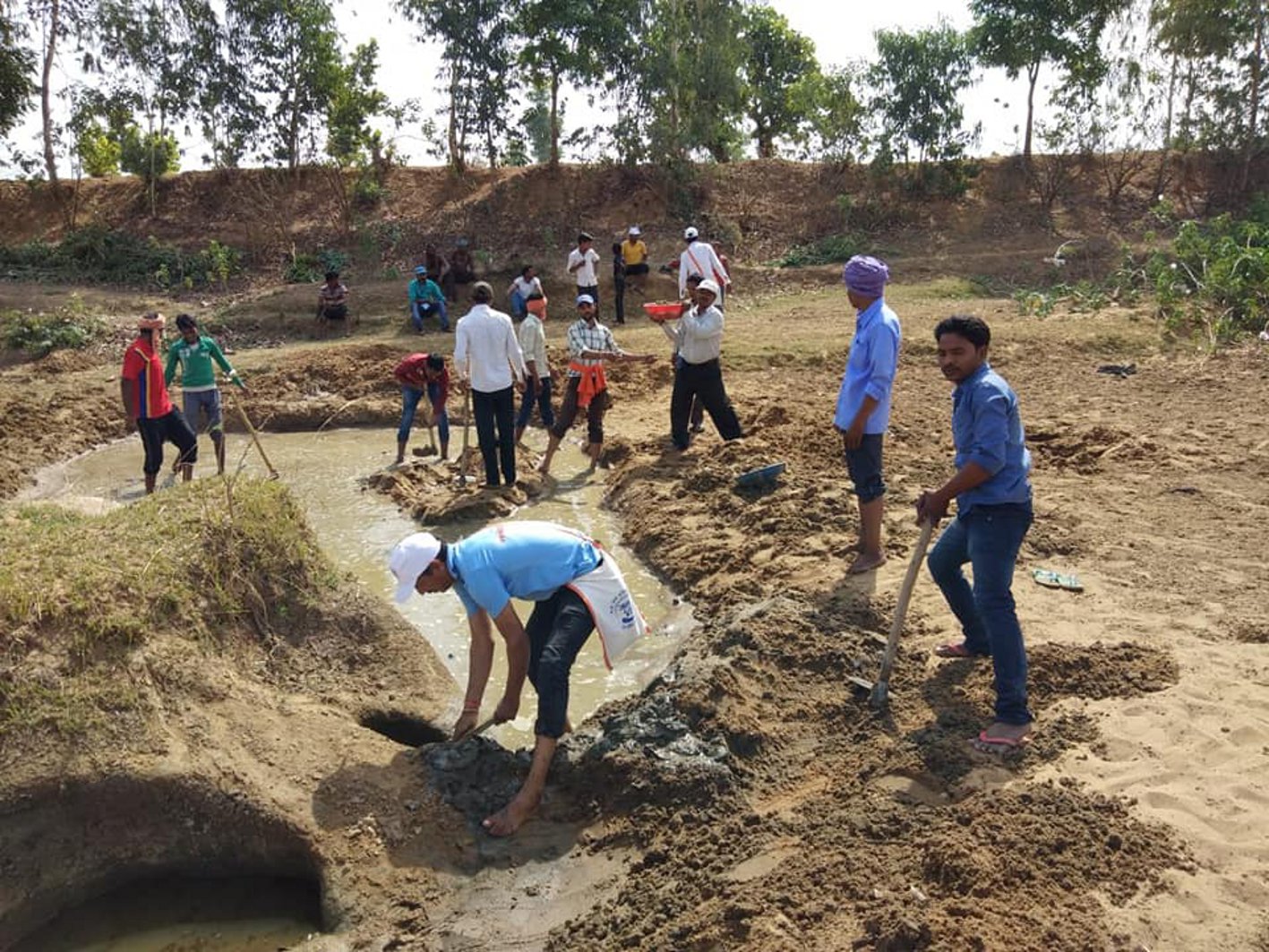Janaandolan made water conservation work, water saving tie coat workers shramdaan