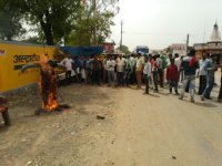 Blow up the effigy, then start the repair work