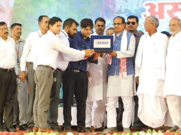 Chief Minister shivraj singh chouhan in shahdol, see picture