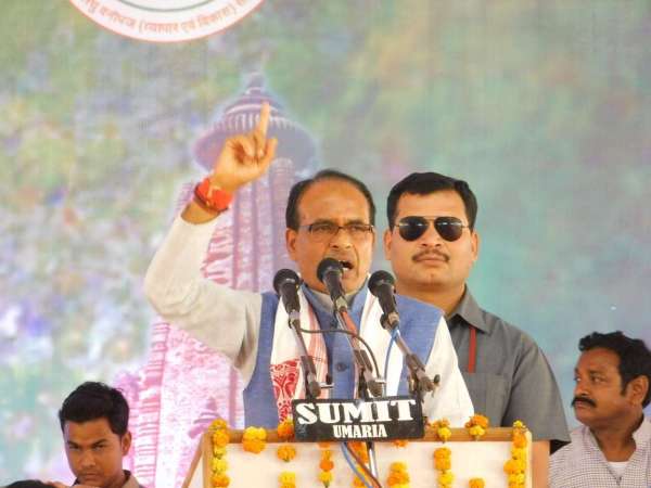Chief Minister shivraj singh chouhan in shahdol, see picture